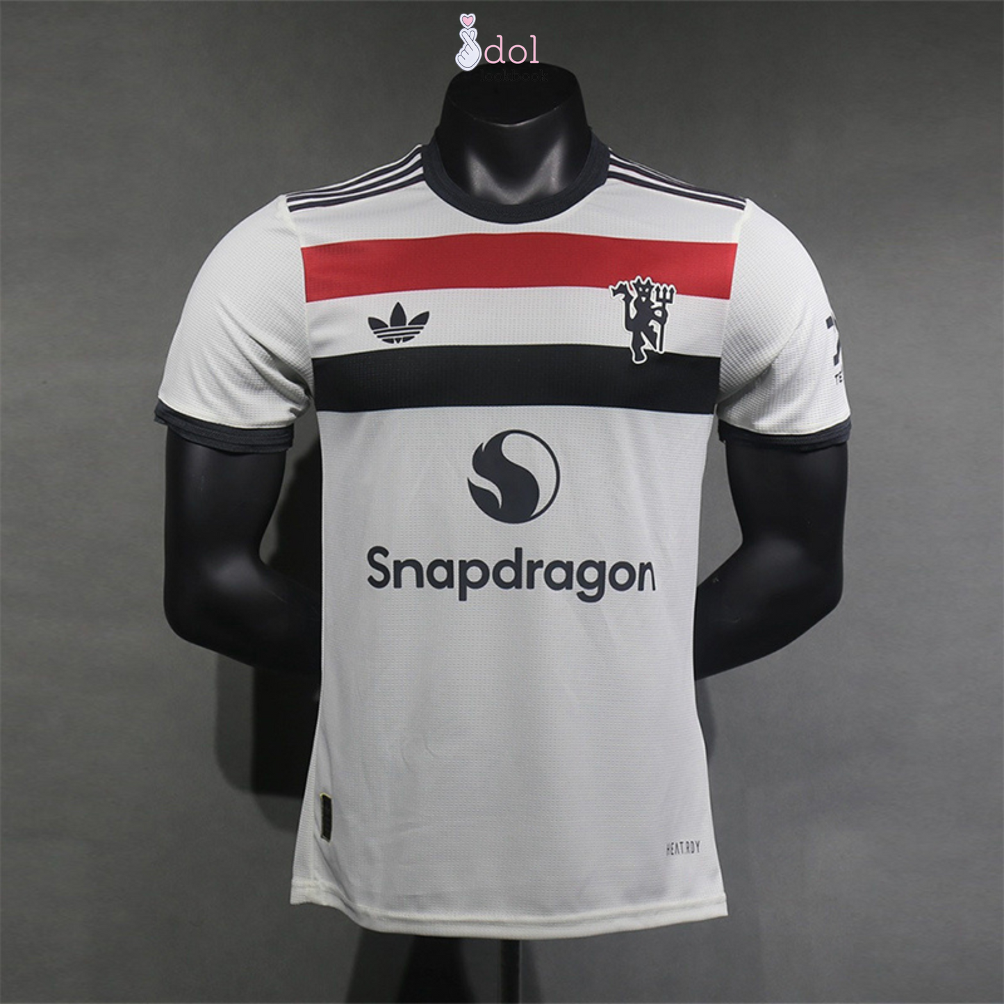 Le Sserafim MU Soccer Jersey // White