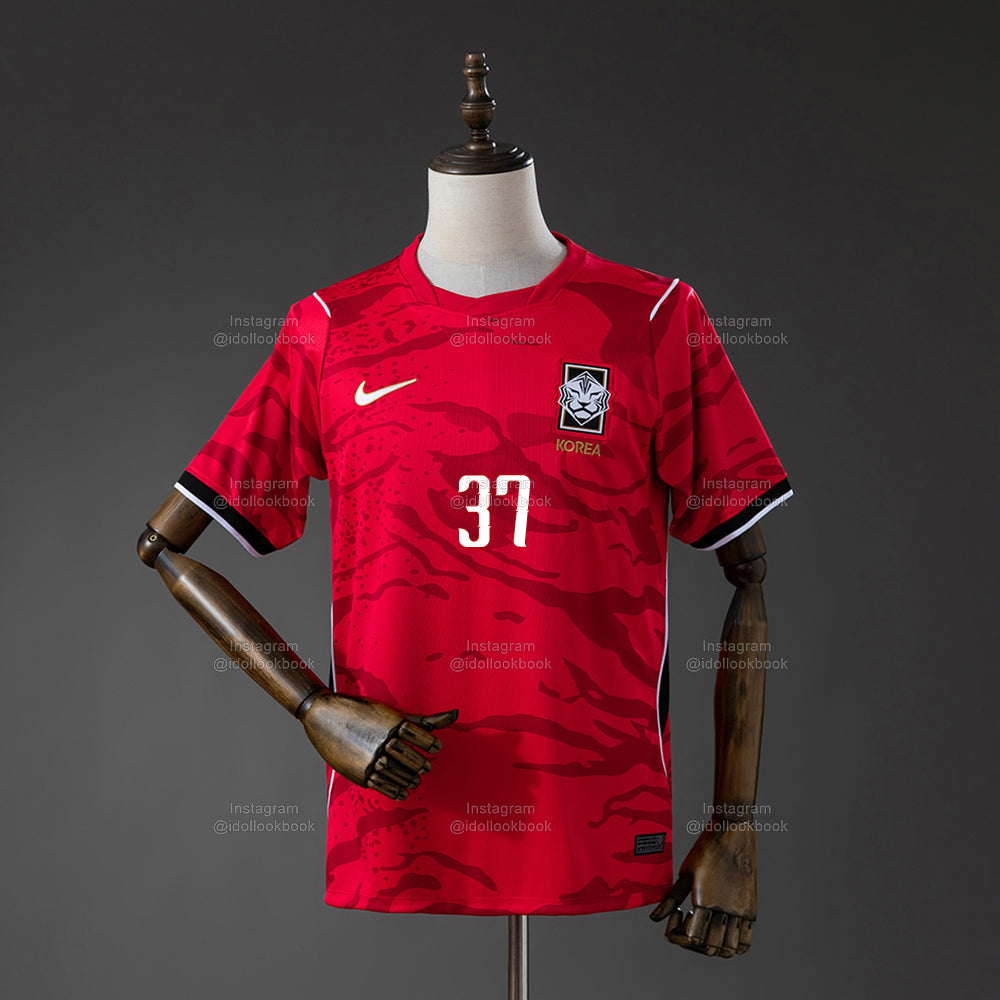 Hearts2Hearts Korea Soccer Jersey // Red