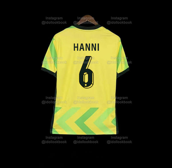 New Jeans Australia Soccer Jersey // Green
