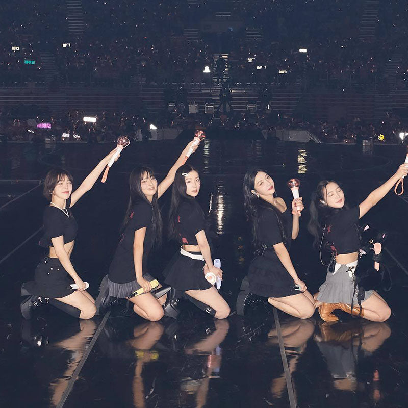 Red Velvet RtoV Concert Cropped T-Shirt